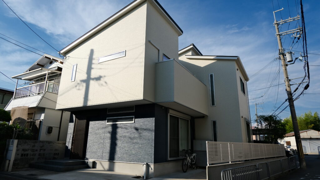建物正面　施工後